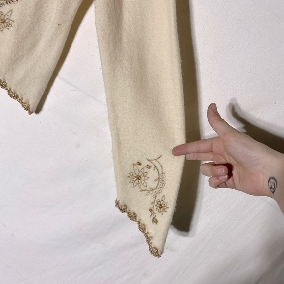 Mac & Jac Ivory Wool Cardigan With Gold  Decorations And Trim L - Picture 10 of 16